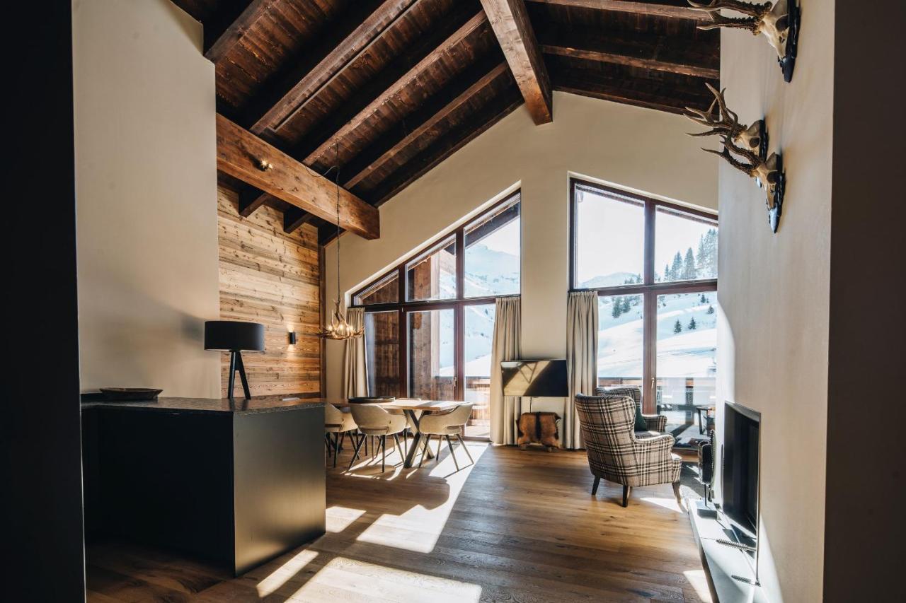 Alpenparks Hotel & Apartment Arlberg Warth Mit Pool エクステリア 写真
