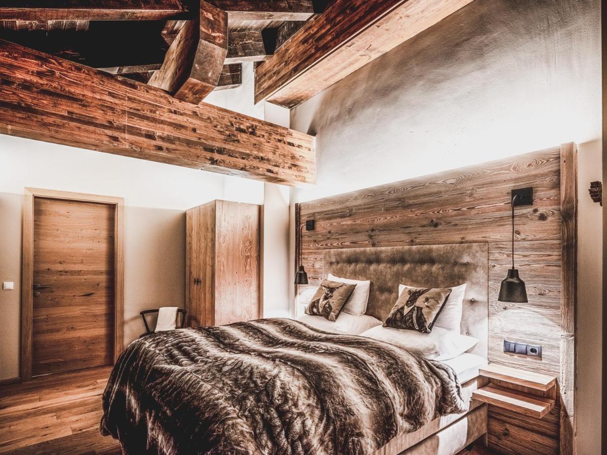 Alpenparks Hotel & Apartment Arlberg Warth Mit Pool エクステリア 写真