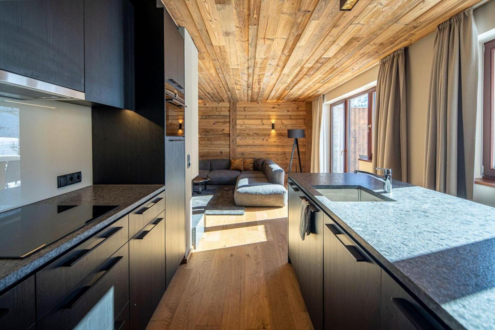 Alpenparks Hotel & Apartment Arlberg Warth Mit Pool エクステリア 写真