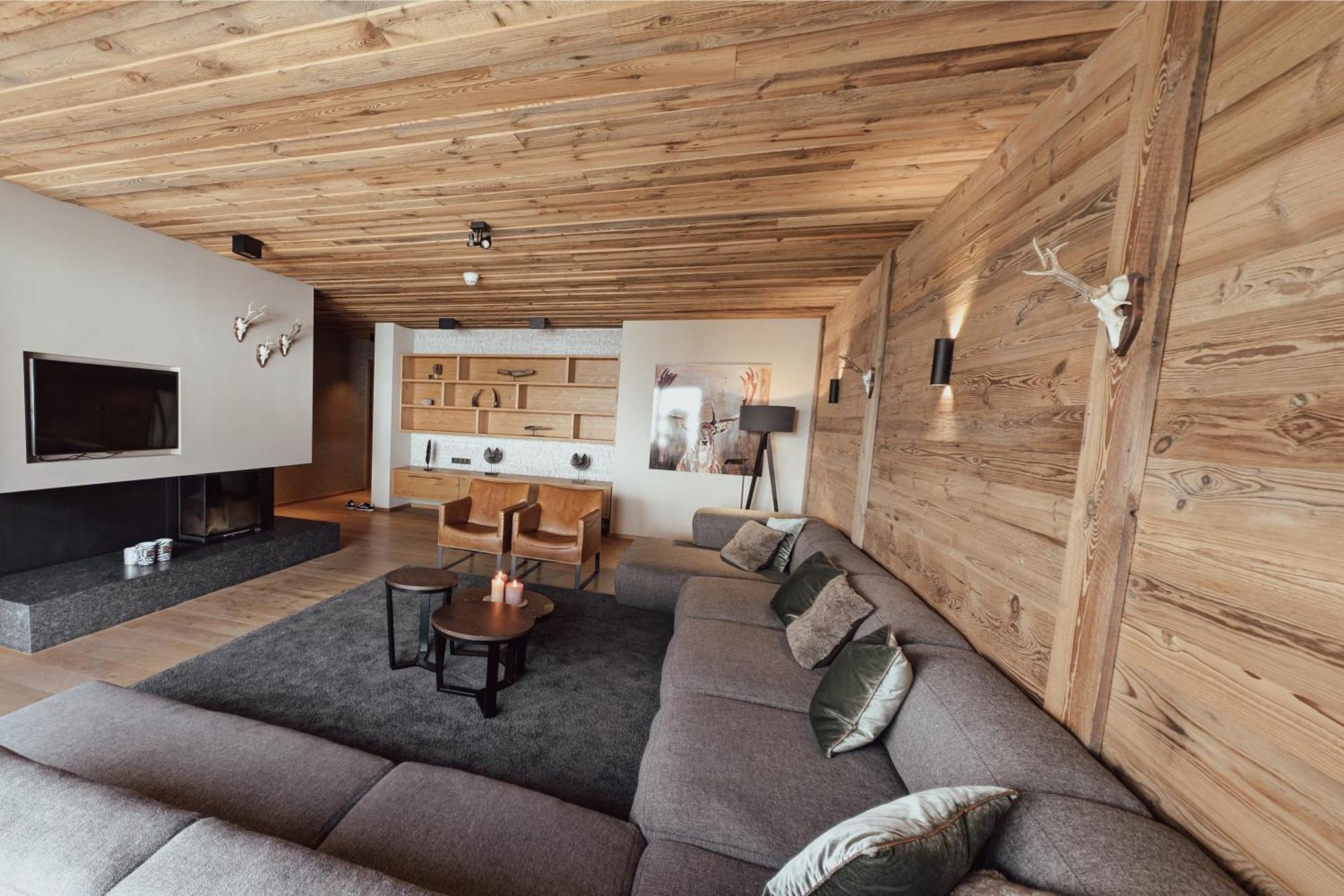 Alpenparks Hotel & Apartment Arlberg Warth Mit Pool エクステリア 写真
