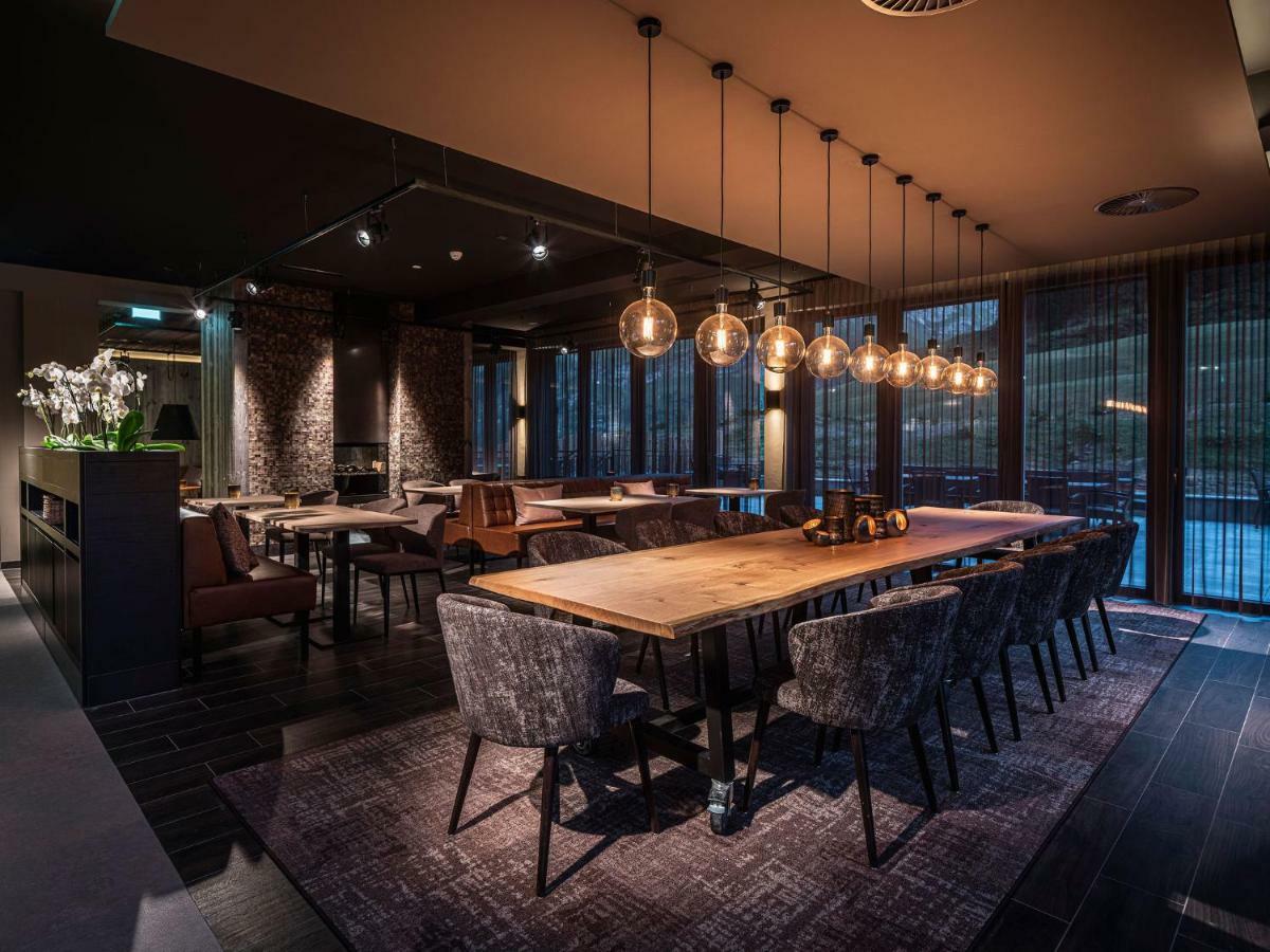 Alpenparks Hotel & Apartment Arlberg Warth Mit Pool エクステリア 写真